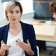 Counsellor / coach in gesprek met client